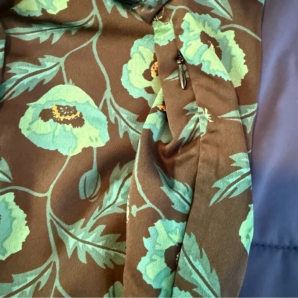 J. Crew Satin Crepe Poppy Print Peplum Blouse V Neck Size 10